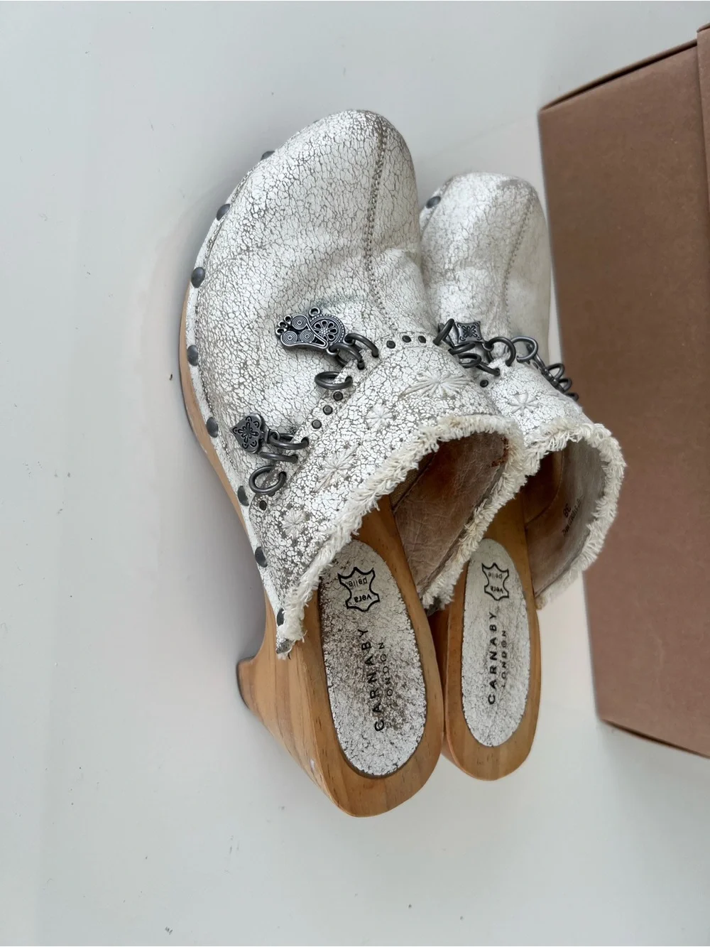 CARNABY LONDON Jeannette Leather Wood Platform Clogs EU-Size 38